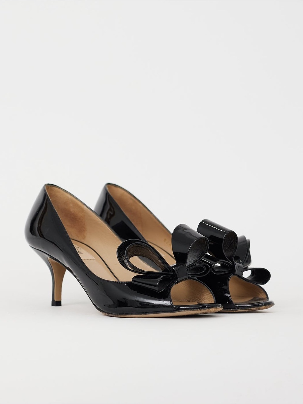 Valentino Garavani Black Patent Leather Bow-Front Peep-Toe Pumps 37
